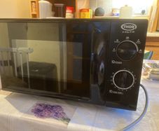 Microwave oven
