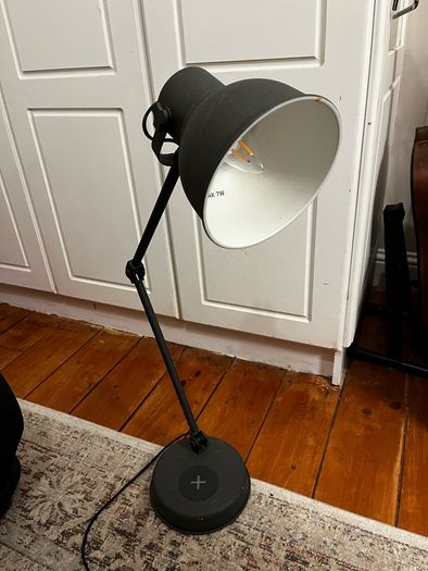 desk lamp