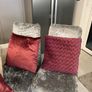 3 cushions and matching lamp Image 3