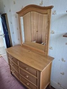 Dressing Table with Mirror