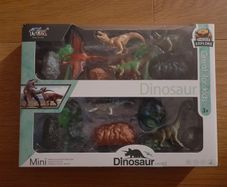 Dinosaur Set for Kids, Brand New