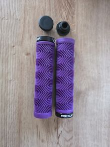 Handlebar Grips