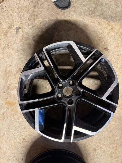 20 Genuine VW R line Alloys