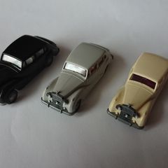 3 Rolls Royce SilverWraith model cars