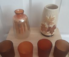 Vase x 2 plus 4 Glass Tealight Holder's all for 14.00euro .. Price Drop