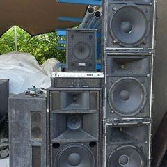 Bunch of untested music equipment
