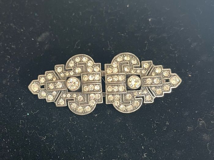 brooch