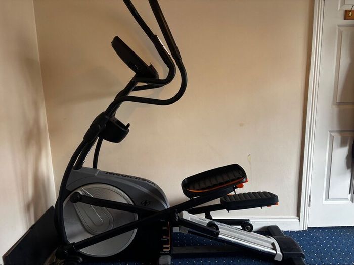 NordicTrack 20 Target Toning Power Cross Trainer