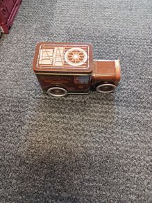Car Musical sweet tin