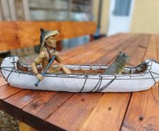 Vintage Native American Canoe Figure