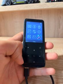 Supereye M5 Bluetooth MP3 Player