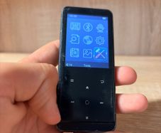Supereye M5 Bluetooth MP3 Player