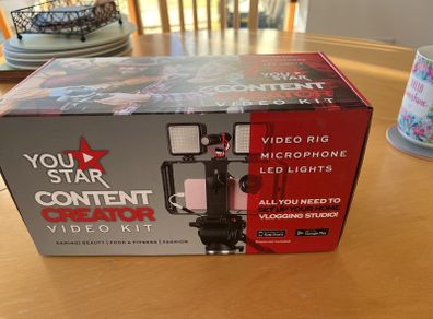 Content creator video kit to use with your own smartphone.
