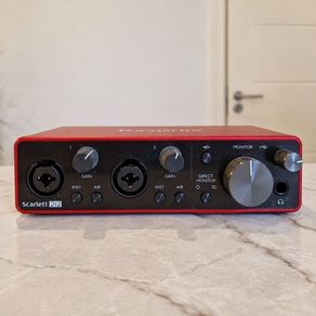 Focusrite Scarlett 2i2 3rd Gen USB Audio Interface
