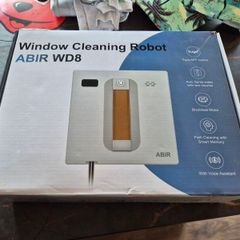 Window cleaning robot