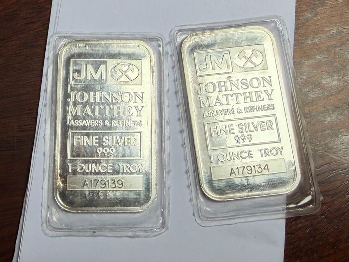Vintage Johnson Matthey Sillver 1oz Bars
