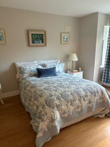 4'6" double bed