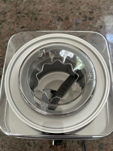 Cuisinart Ice cream maker