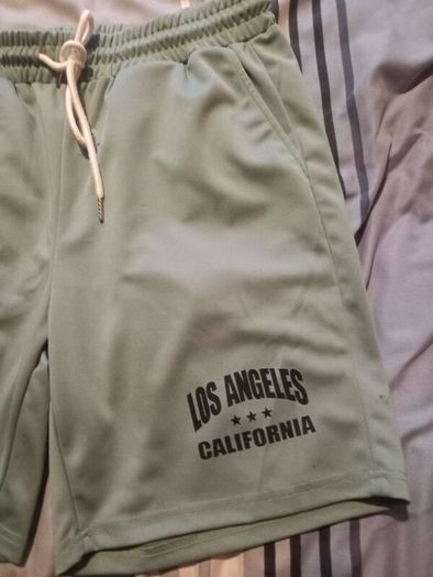 Mens Shorts, New, Large, Draw String Adjustable.