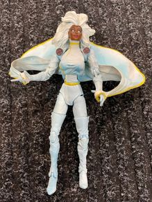 2005 Marvel X Men STORM Action Figure LOOSE with Stand 6 Inch