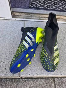 Addidas Predators football boots