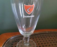 Smithwicks Family Crest Glass