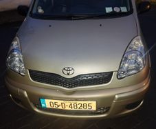 2005 Toyota Yaris Verso