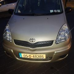 2005 Toyota Yaris Verso
