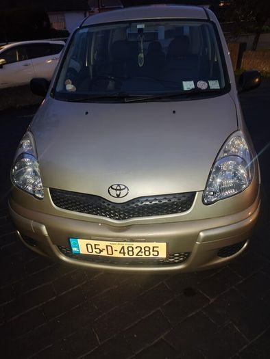 2005 Toyota Yaris Verso
