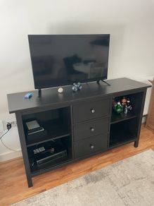 TV Bench
