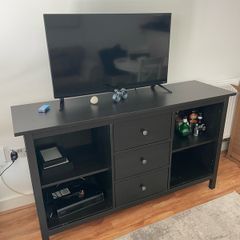 TV Bench