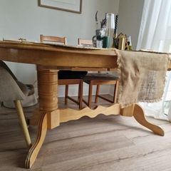 solid oak dining table