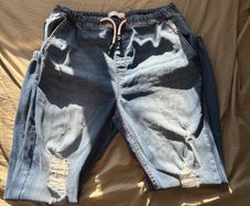 jeans