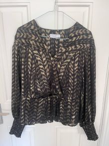 Gallery Women's Top Size 12