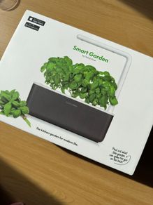 Click and Grow - Smart Garden - New