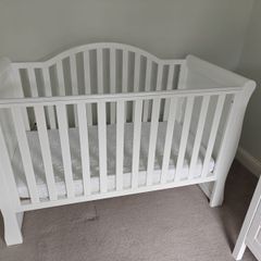 Mamas & Papas Mia Cot Bed (White) - Converts to Toddler Bed
