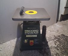 Record power oscillating bobbin sander