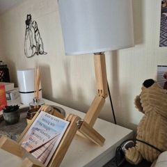 Bedside table lamp