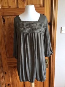 Ladies Kaya Concept Kahki Green 3/4 Sleeve Top Eu 52 Uk 26 includes  postage