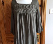 Ladies Kaya Concept Kahki Green 3/4 Sleeve Top Eu 52 Uk 26 includes  postage