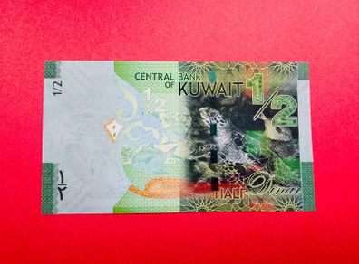 Kuwait  1/2 Dinar   2014   PICK 30a ( uncirculated ) .