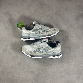 Red And Grey Asics Gel-nyc - Size Uk 9 / Eu 43