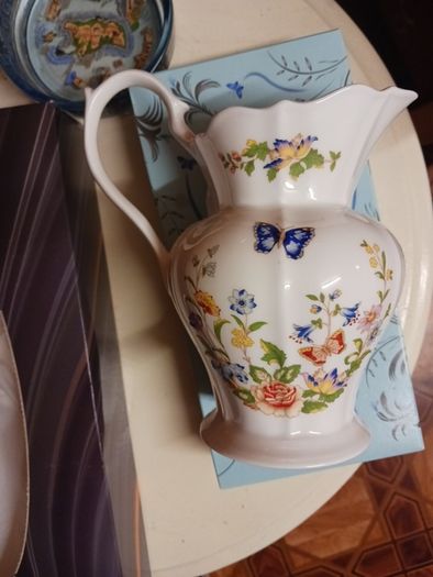 Aynsley cottage garden tea set