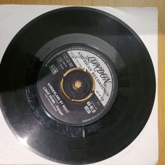 Louis Prima Wonderland By Night 7 inch Vinyl 1961 London American