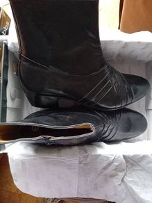 Gents leather boots brand new size 9.5
