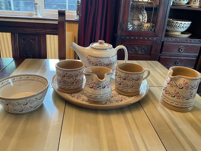 Nicholas Mosse Lavender starter set from Washington creek USA . Tea pot, two mugs , creamer and an oval platter . Pricing the set