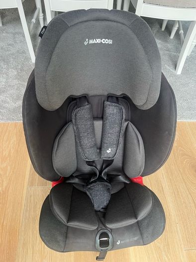 Maxi Cosi Titan