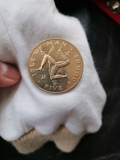 1981 Isle Of Man Five Pounds Coin