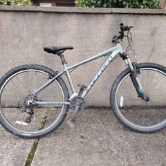 Carrera Valour Mens Mountain Bike Small