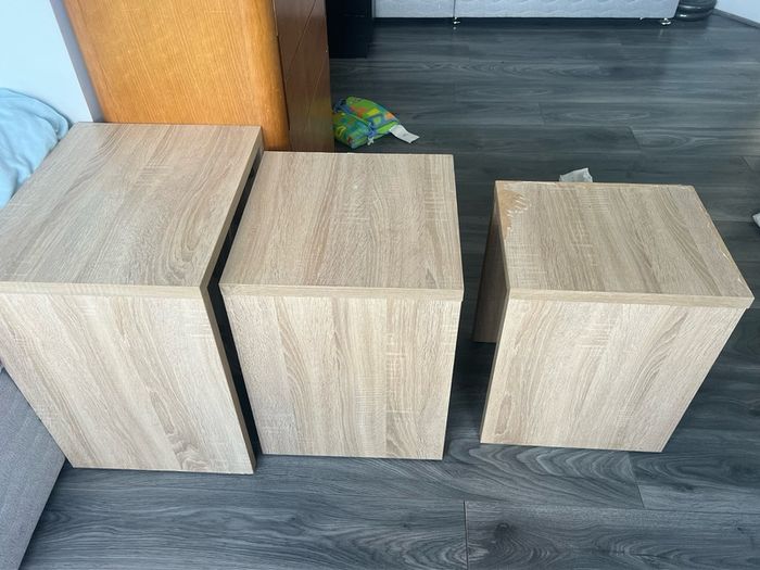 3 oak tables (different sizes)